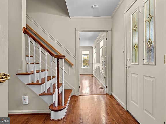 5th image of 1323 Blackwalnut Ct