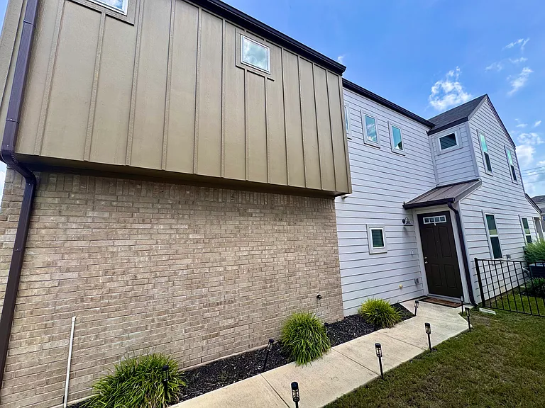 7507 Travertine Spring Dr — Photo 3