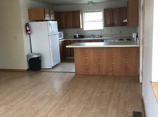 26 Hocking St #B, Athens, OH 45701
