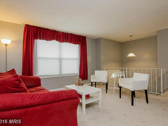 5th image of 26400 Meadow Wood Dr