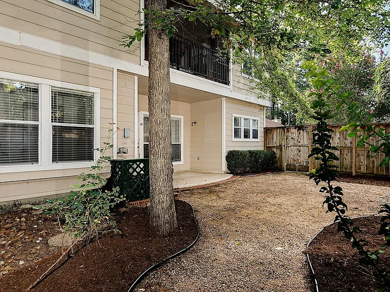 35 S Avonlea Cir — Photo 22