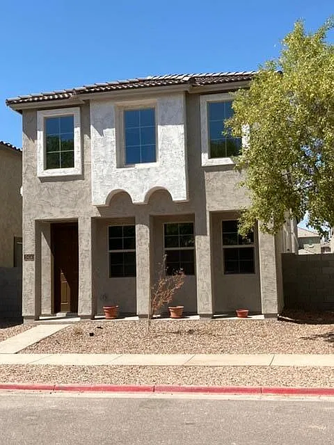 5414 W Illini St — Photo 1