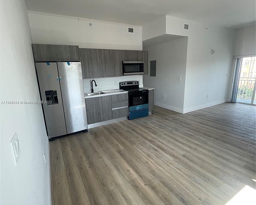 1st image of 1534 NW 1st St #203