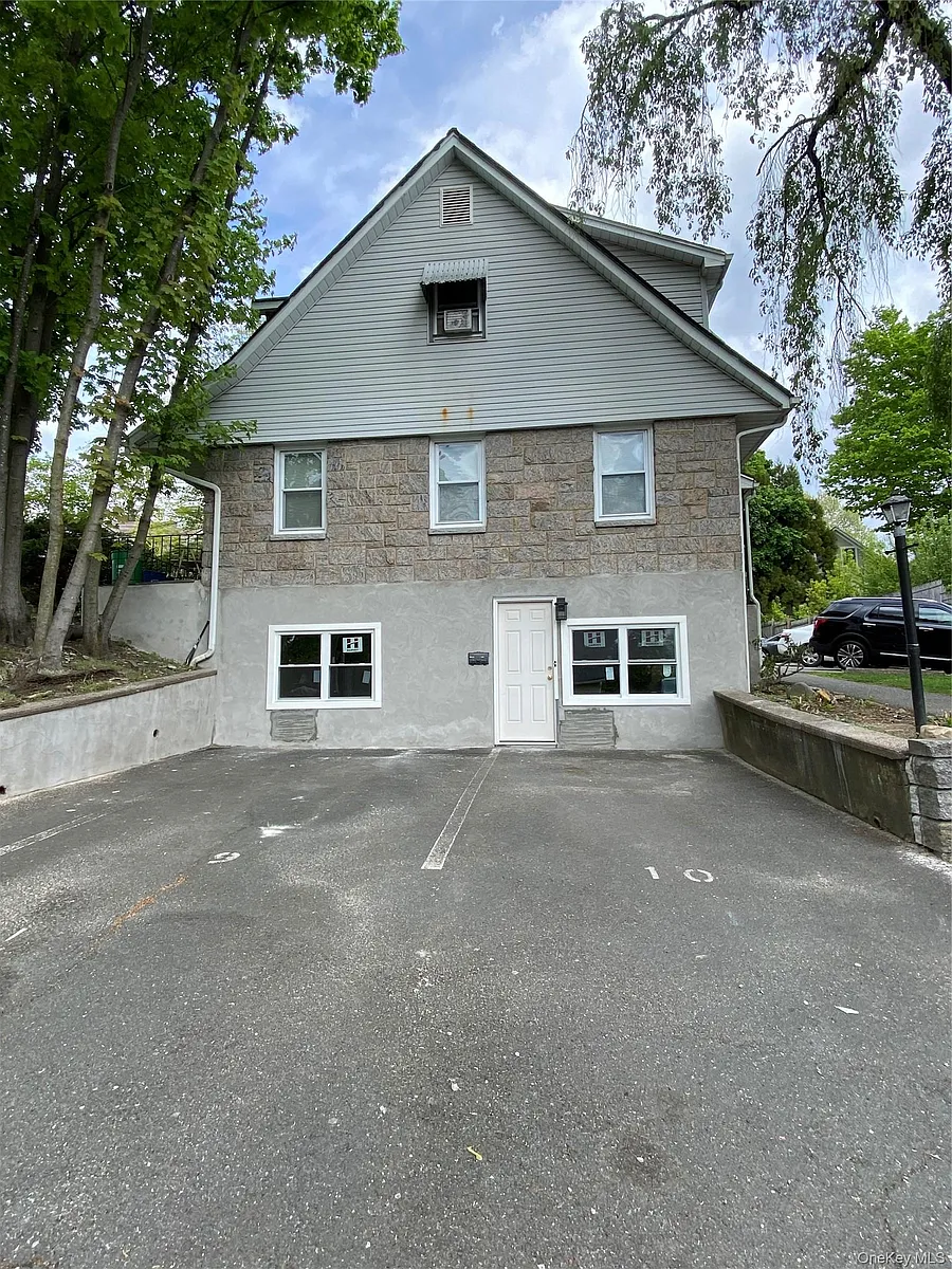 Building Photo - 52 S Middletown Rd #B