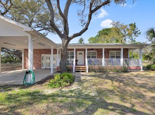 40 Pompano Dr, Panacea, FL 32346
