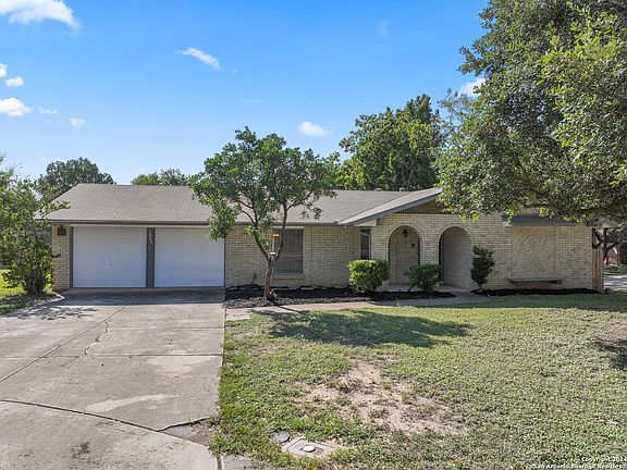 2nd image of 103 MALAGA CIR