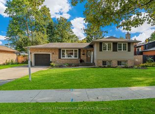 7210 Woodington Rd, Niagara Falls, ON L2J 2C3