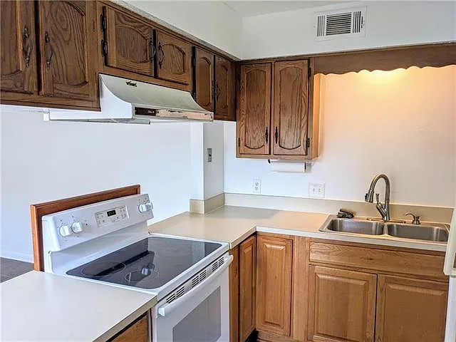 850 Asheville Dr #0 — Photo 6