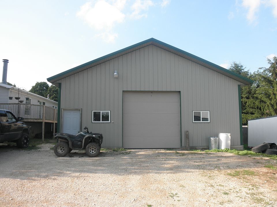 2nd image of 843 Volney Rd