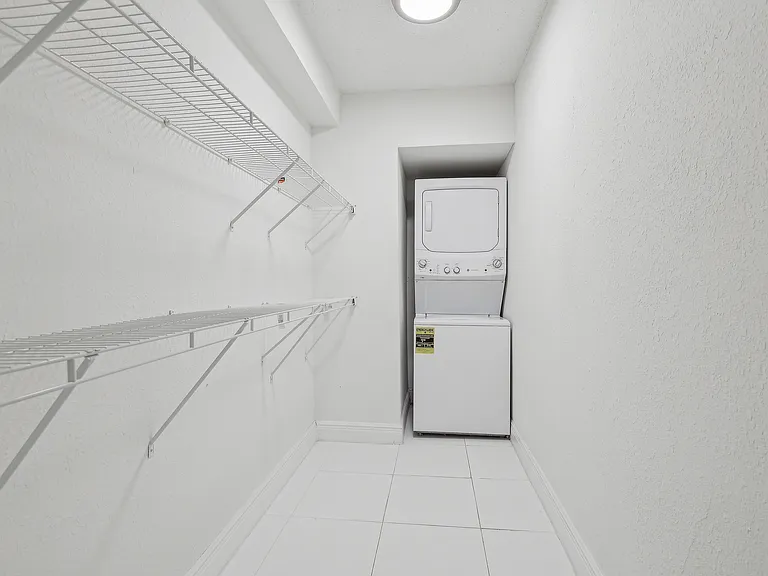 1 Bedroom, 1 Bath Unit with Spacious Closet and In Unit Washer - Dryer