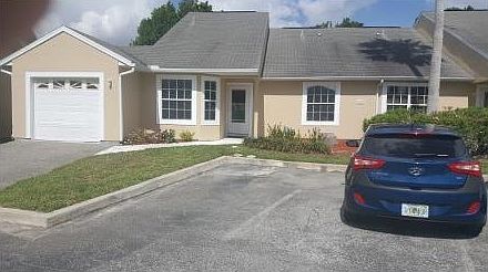1st image of 1825 Waterford Dr APT 1