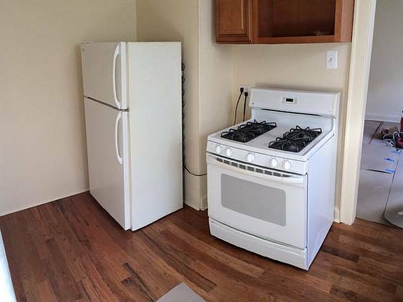 5th image of 2121 27th St
