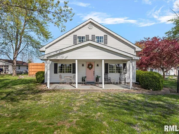 32556 State Route 4, Girard, IL 62640