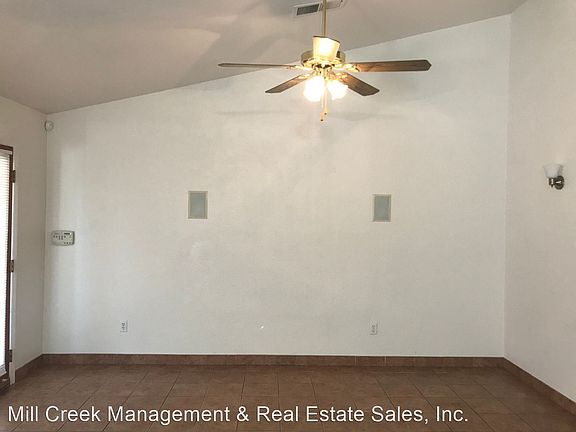 5th image of 715 N Teakwood Ct
