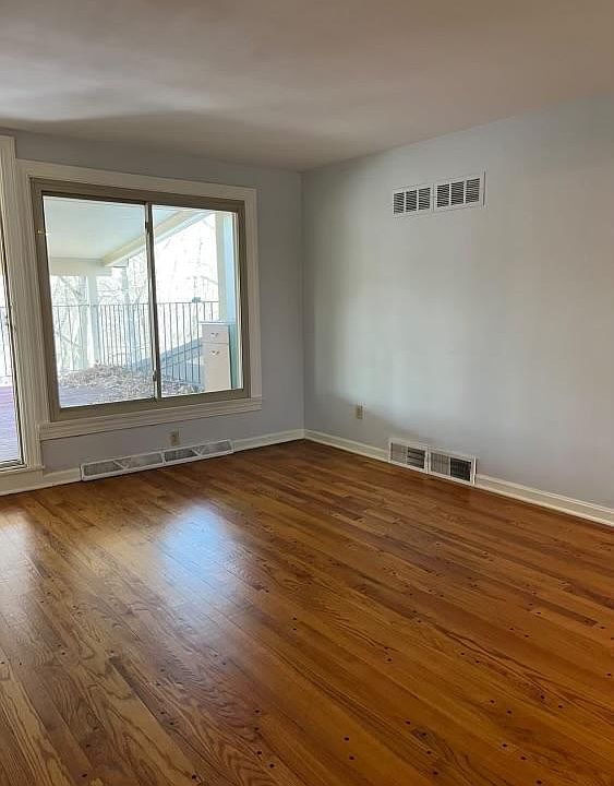 Living room.