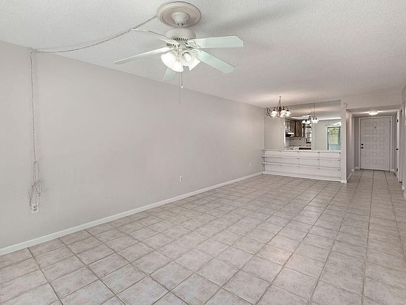 5th image of 205 Palmetto Ave APT 702