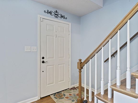 4th image of 991 Jairus Dr