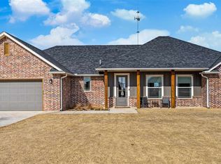 5884 Tadpole Dr, Elgin, OK 73538