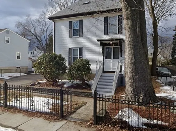 48 Essex St, Malden, MA 02148