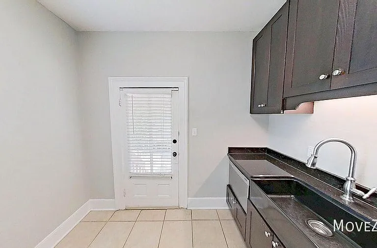 604 N Blount St #B — Photo 19