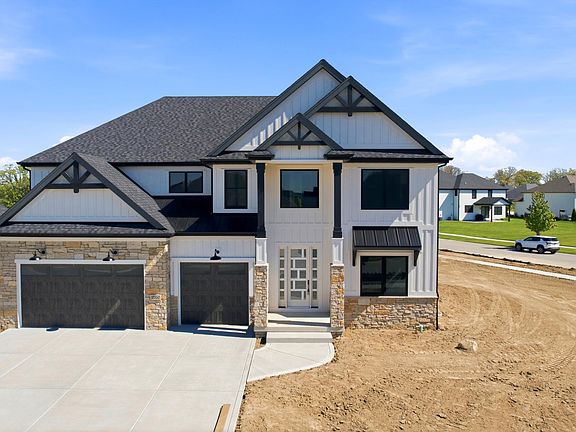 2nd image of 13350 Camas Dr