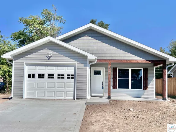 807 E 5th St, Sedalia, MO 65301