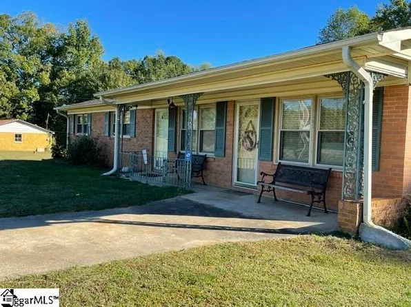 113 Edsel Dr, Chesnee, SC 29323