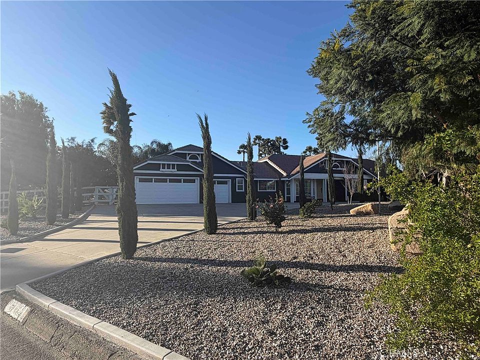 1st image of 28720 Jenny Ln