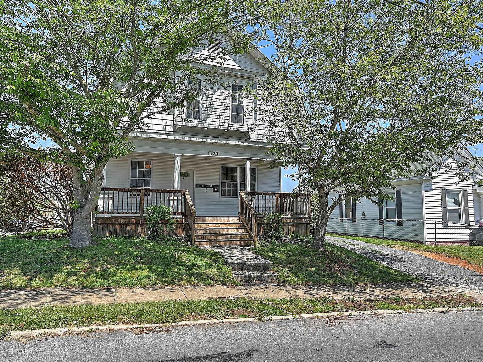 1129 Broad St, Bristol, TN 37620 Zillow