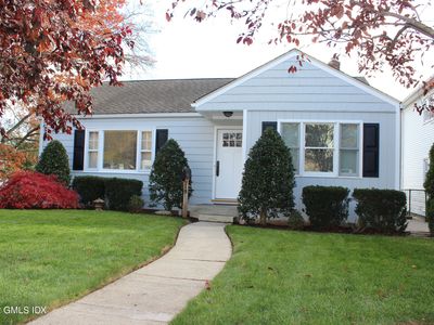 18 Highland Rd, Greenwich, CT, 06830