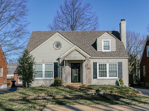 2nd image of 2127 Dahlia Ave