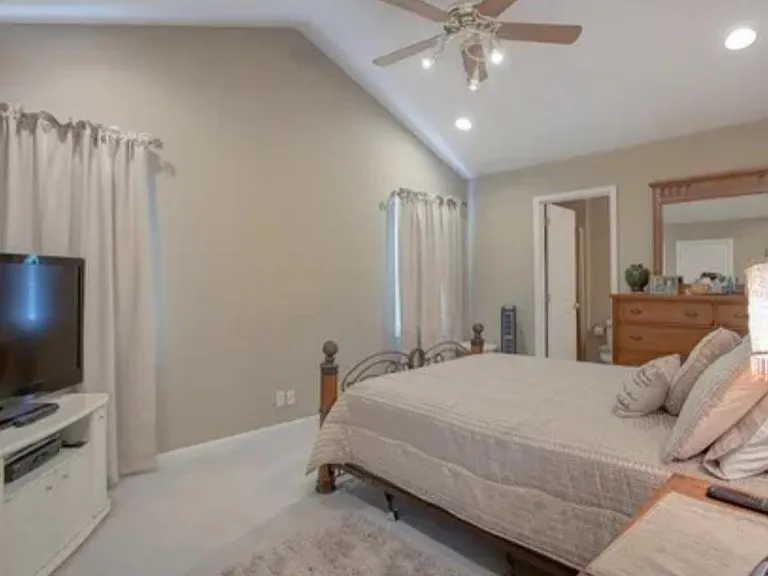 2301 Silver Crest Ct — Photo 8