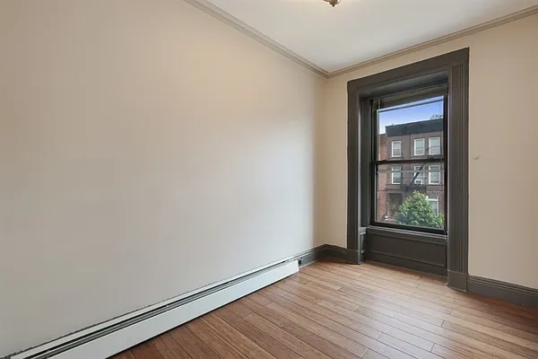 Rented by Compass | media 14