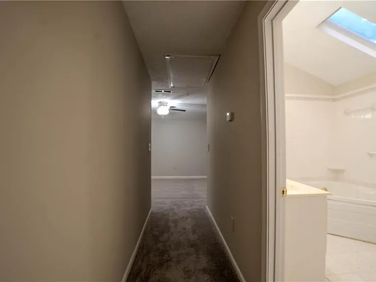 1053 Vista Trl NE — Photo 9