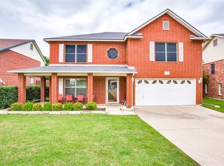 325 Cortland Cir, Roanoke, TX 76262