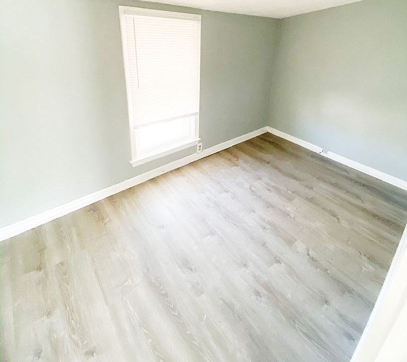1st image of 4518 Tholozan Ave
