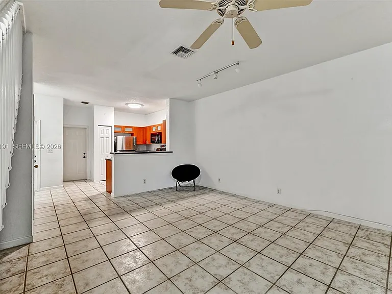 3897 Tree Top Dr — Photo 9