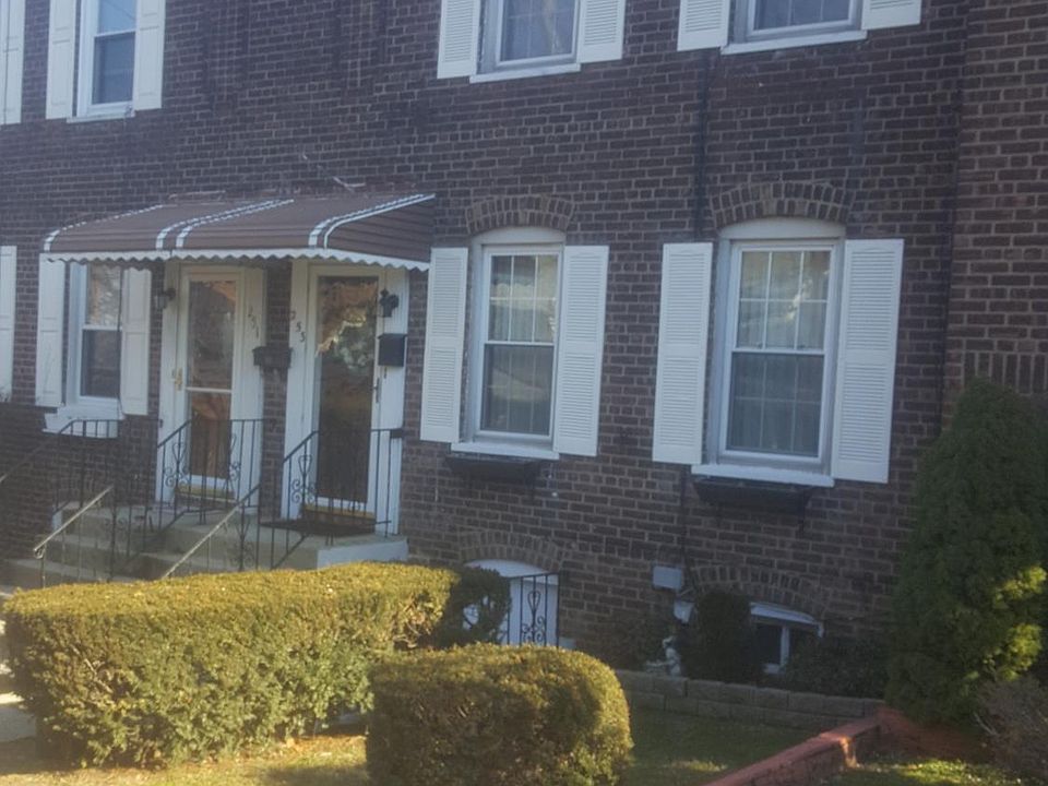 1st image of 253 Franklin Ave