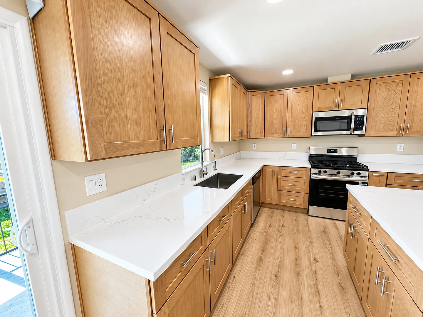 Fully Remodeled 3-Bedroom Home in Anaheim — Photo 4
