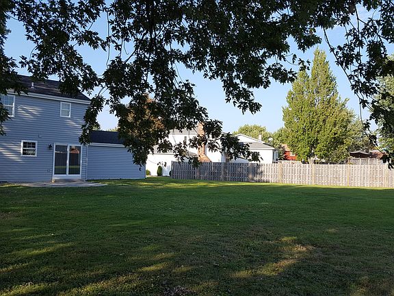 3rd image of 109 Southridge Dr