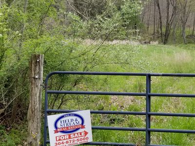 2717 Grasslick Rd, Gassaway, WV, 26624