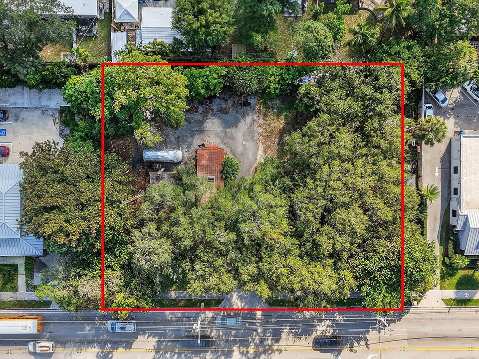 1st image of 304 SW 12TH Street