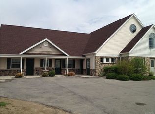 9300 Main St APT 4, Clarence, NY 14031