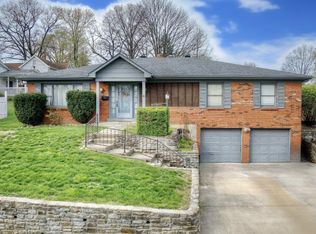 6 Harriet St, Park Hills, KY 41011