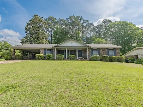 3709 Diamond Ln, Northport, AL 35473