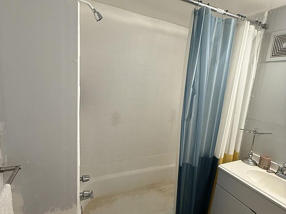 2nd image of 3570 W 5th St