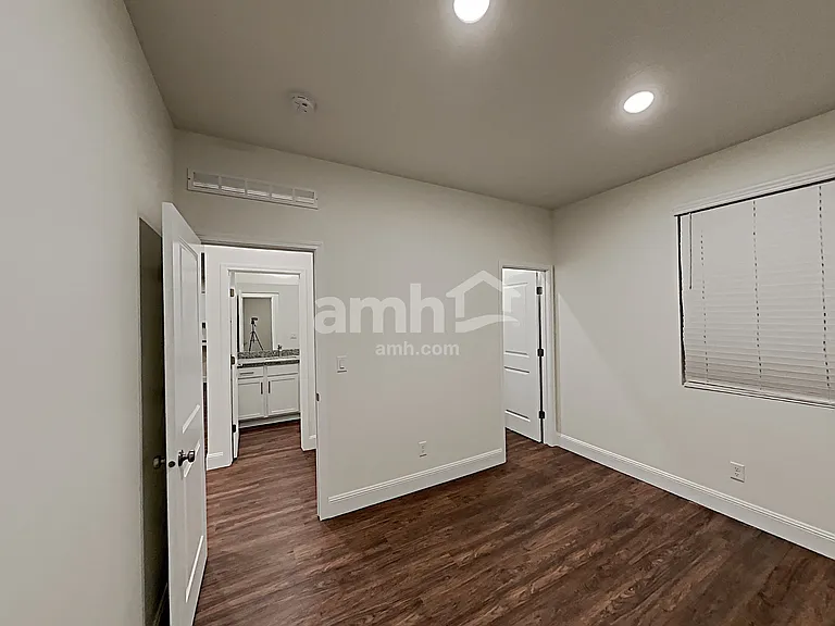 2671 W 3400 S — Photo 17