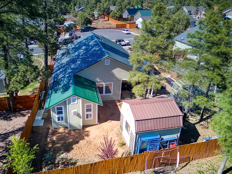 1141 W Cross Creek Ln — Photo 4