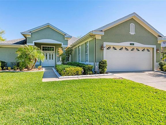 3rd image of 7009 Pine Hollow Dr