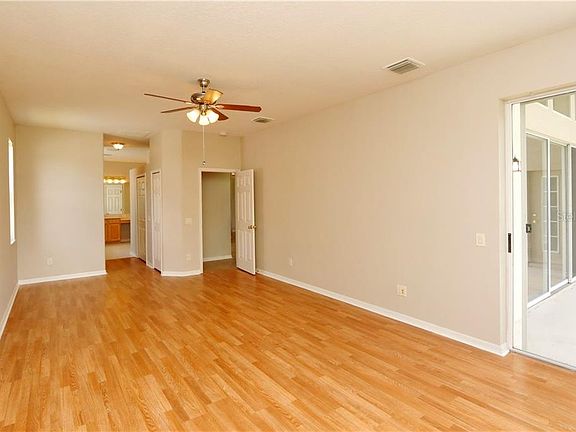 3rd image of 8118 Brinegar Cir
